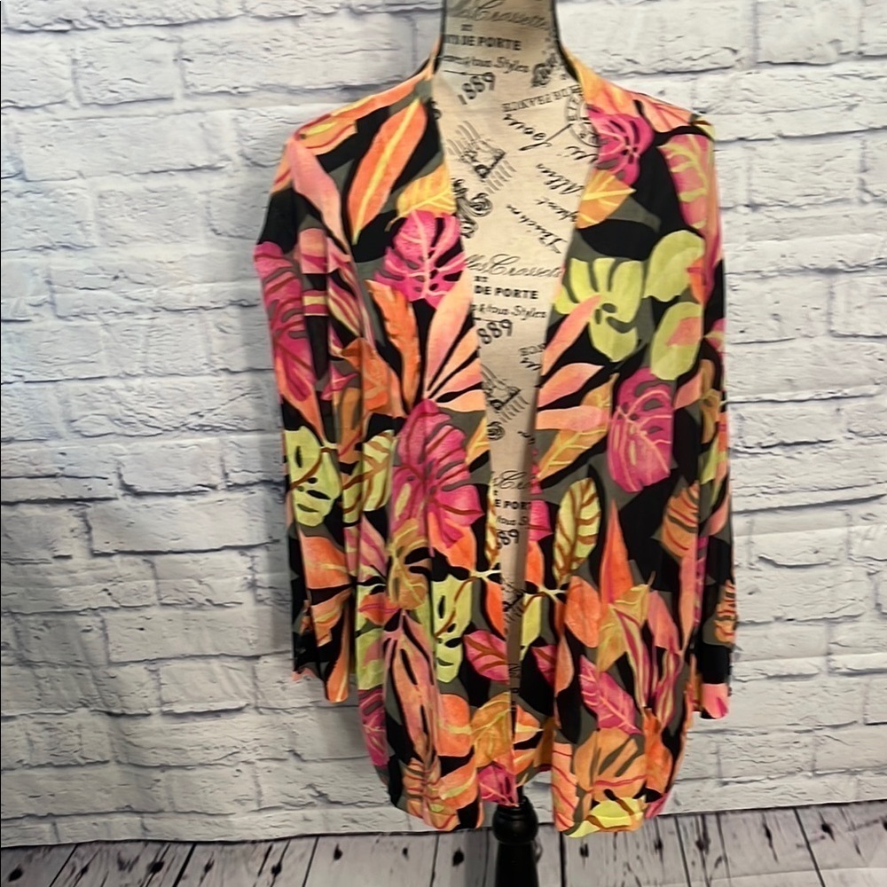 Chico’s Perfect Layer Cardigan Sweater NWT Tropical Print Chicos Size 3 XL